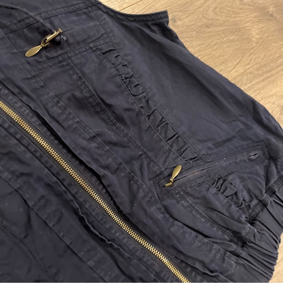 Christopher & Banks Vest Size Medium Blue Full Zip - Picture 4 of 5